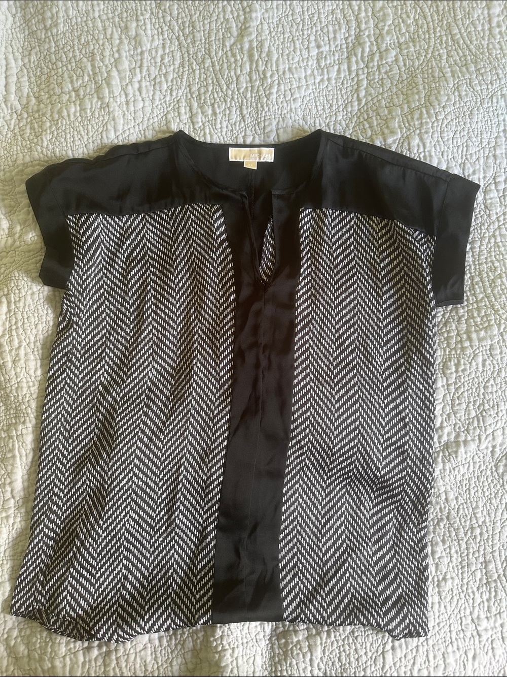 MICHAEL Michael Kors Black and White Chevron Panel Blouse